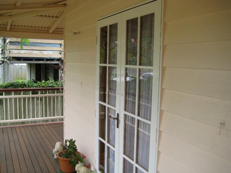 5 Wolseley Street, Granville QLD 4650