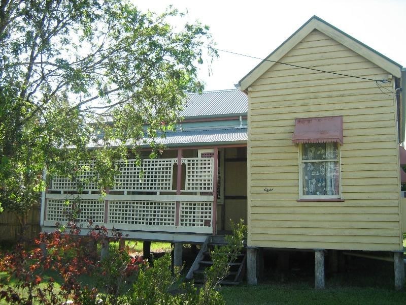 8 Amity Street, Maryborough QLD 4650