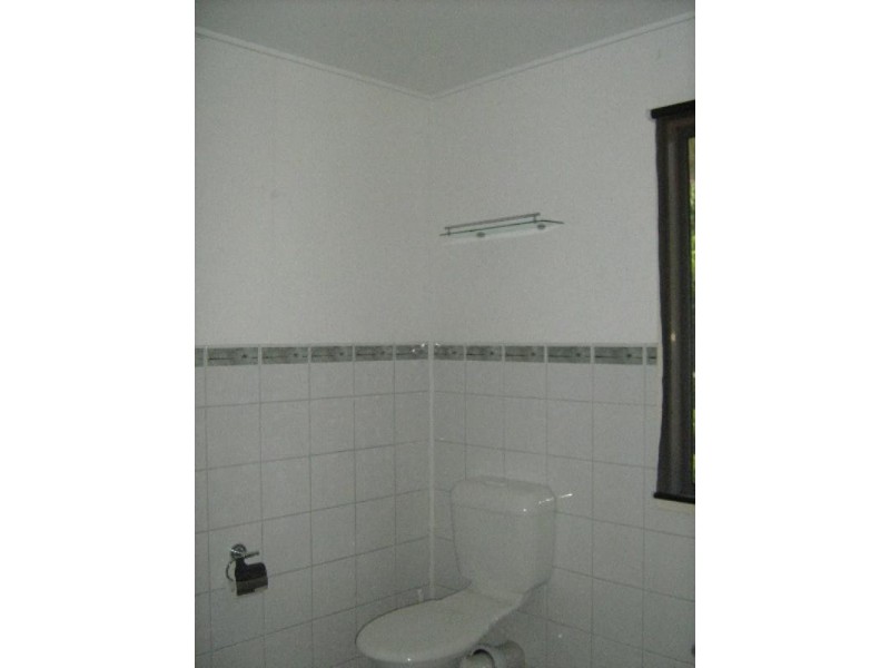 1 Kingfisher Parade, Toogoom QLD 4655