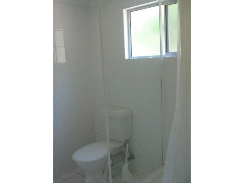 1 Kingfisher Parade, Toogoom QLD 4655