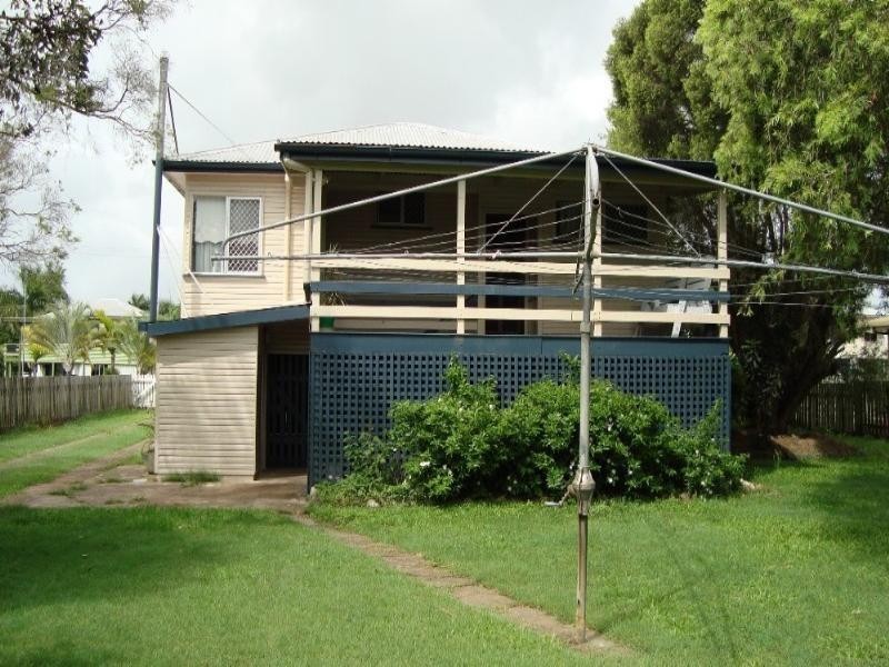 24 Pearson Street, Granville QLD 4650