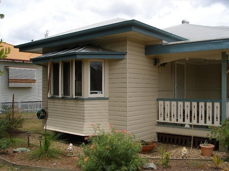 8 Aberdeen Avenue, Maryborough QLD 4650