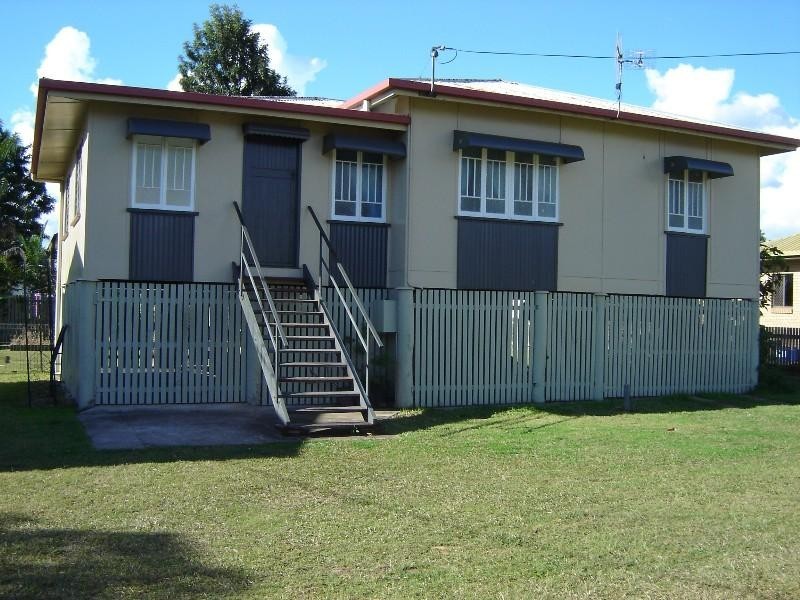 7 Robinson Street, Maryborough QLD 4650