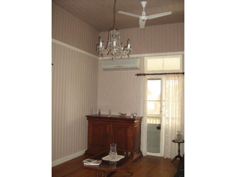 290 John Street, Maryborough QLD 4650