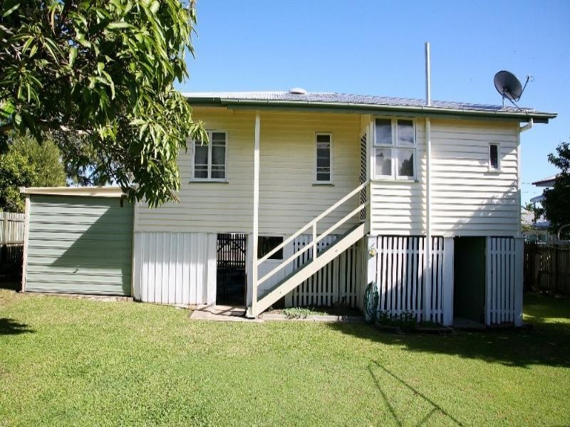 3 Searle Street, Maryborough QLD 4650