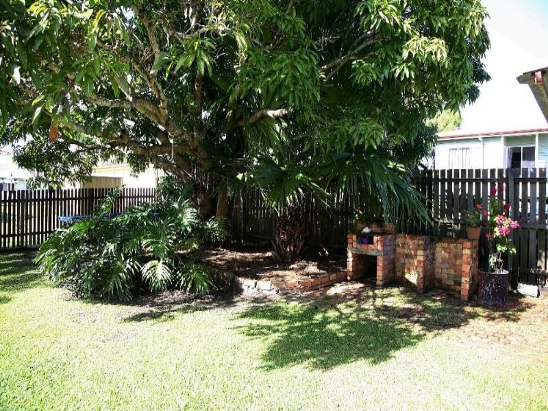 3 Searle Street, Maryborough QLD 4650
