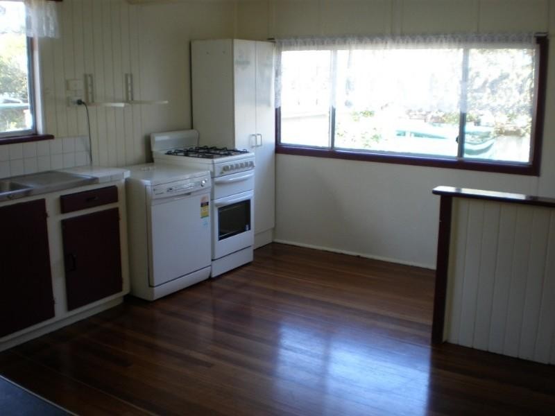 8 Aberdeen Avenue, Maryborough QLD 4650