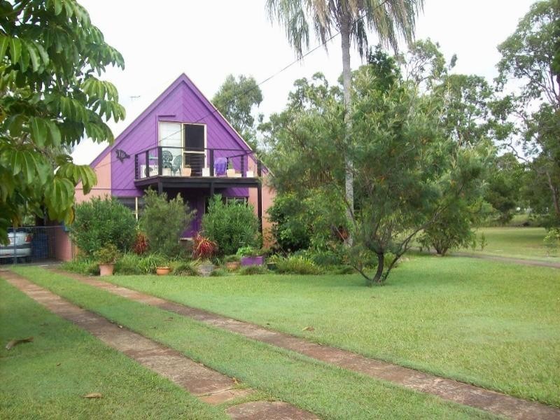 16 Pandanus Place, Poona QLD 4650