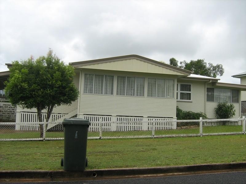 4 French Avenue, Maryborough QLD 4650