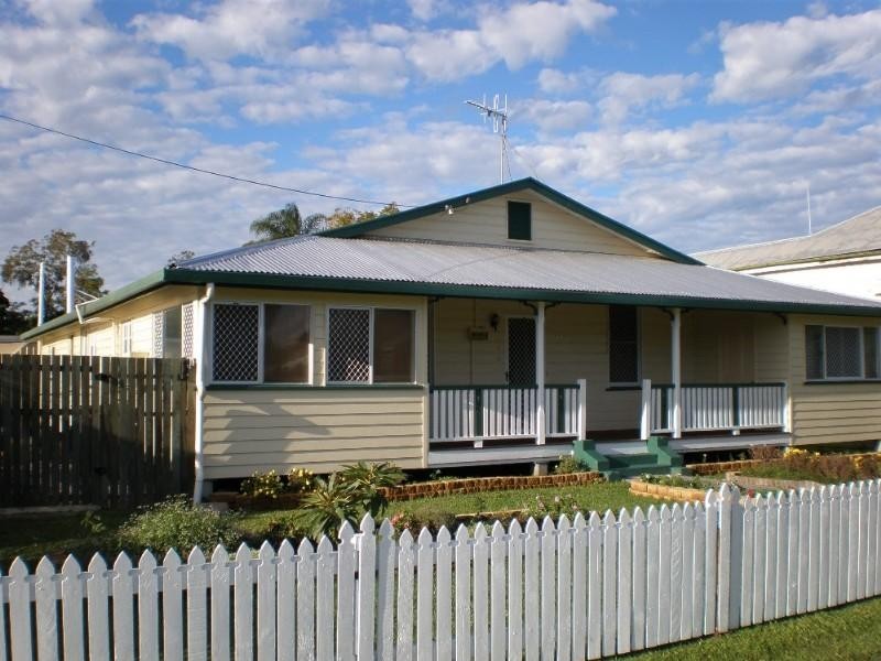 223 Albert Street, Maryborough QLD 4650