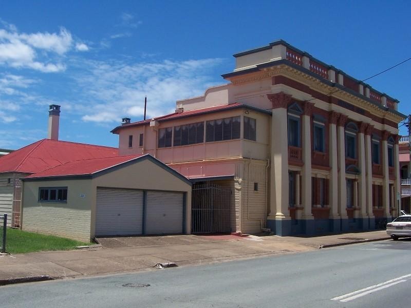 3/327 Kent Street, Maryborough QLD 4650