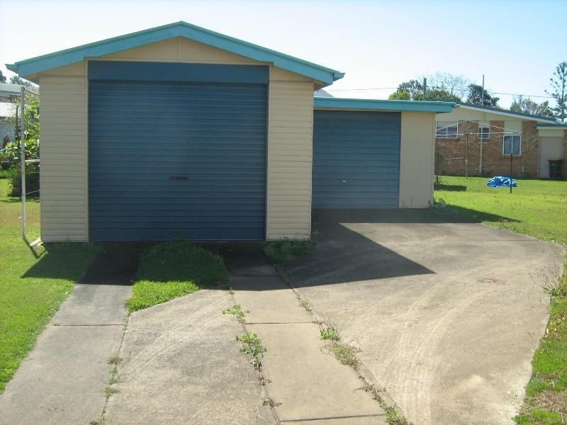 94 Corfield Street, Point Vernon QLD 4655