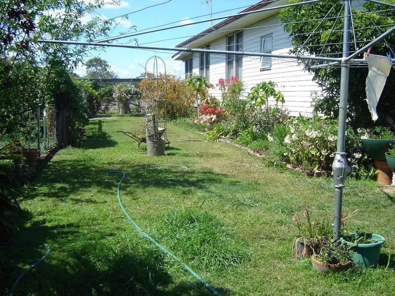 33 Cobbles Road, Maryborough QLD 4650