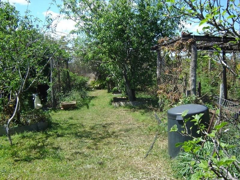 33 Cobbles Road, Maryborough QLD 4650