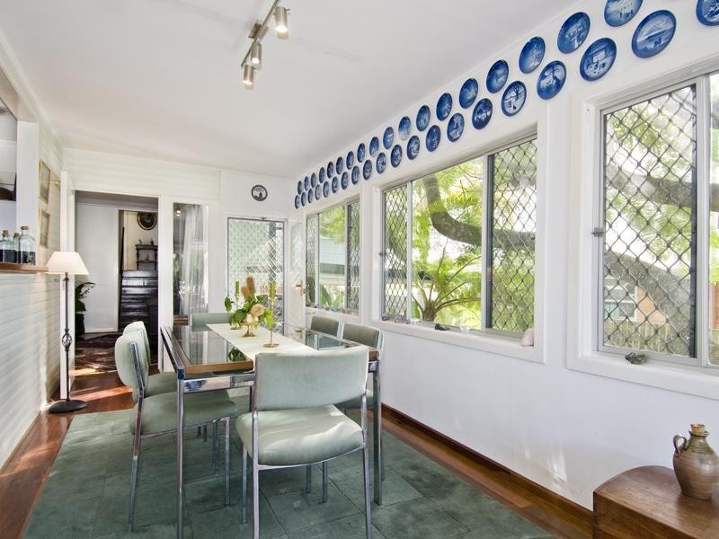 Point Vernon QLD 4655