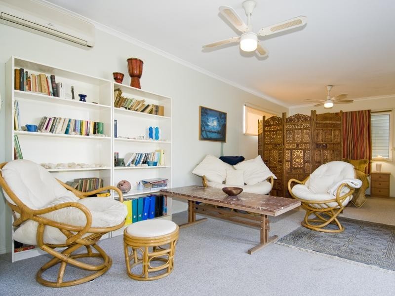 Point Vernon QLD 4655