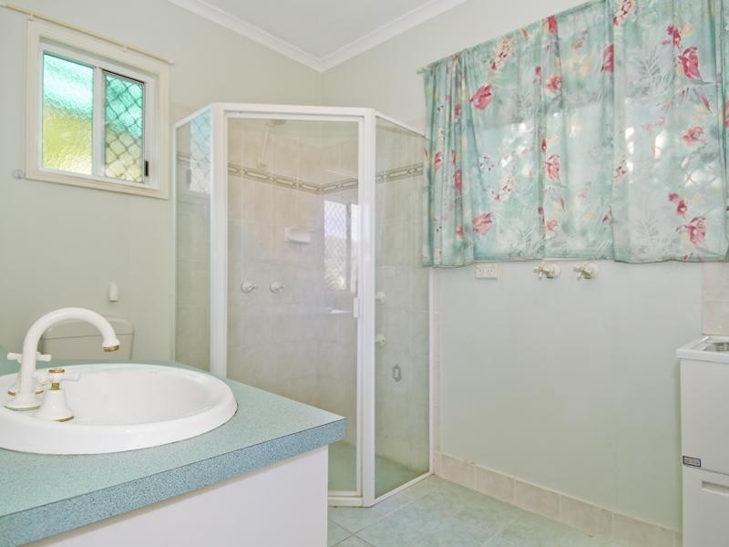 Point Vernon QLD 4655