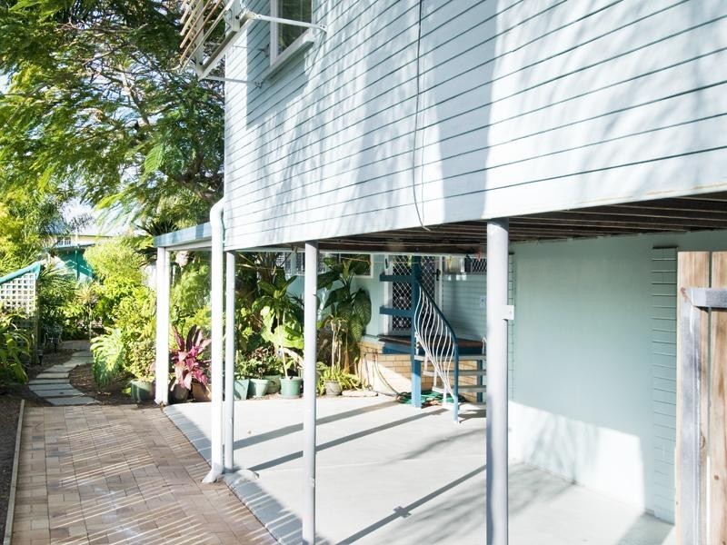 Point Vernon QLD 4655