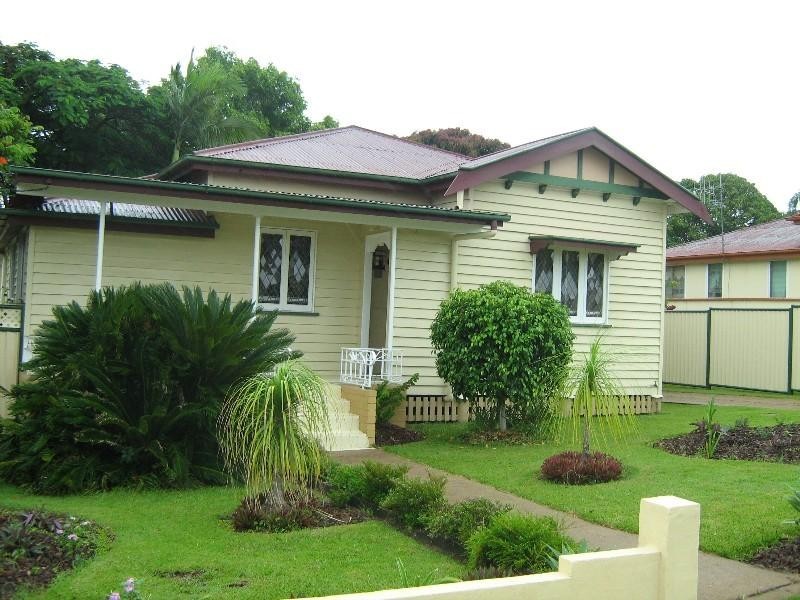 14 Meredith Street, Maryborough QLD 4650