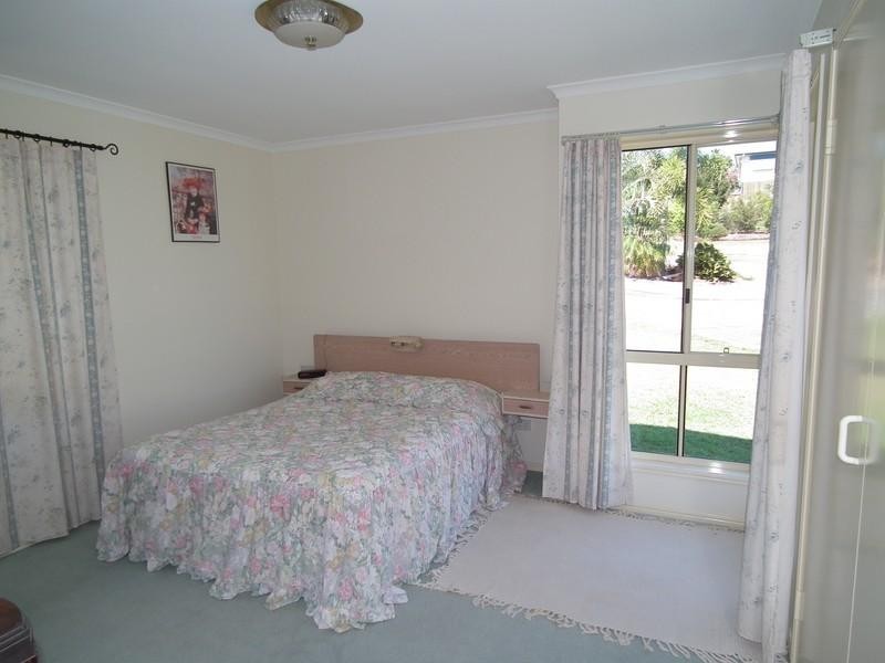 15 Dale Street, Tiaro QLD 4650