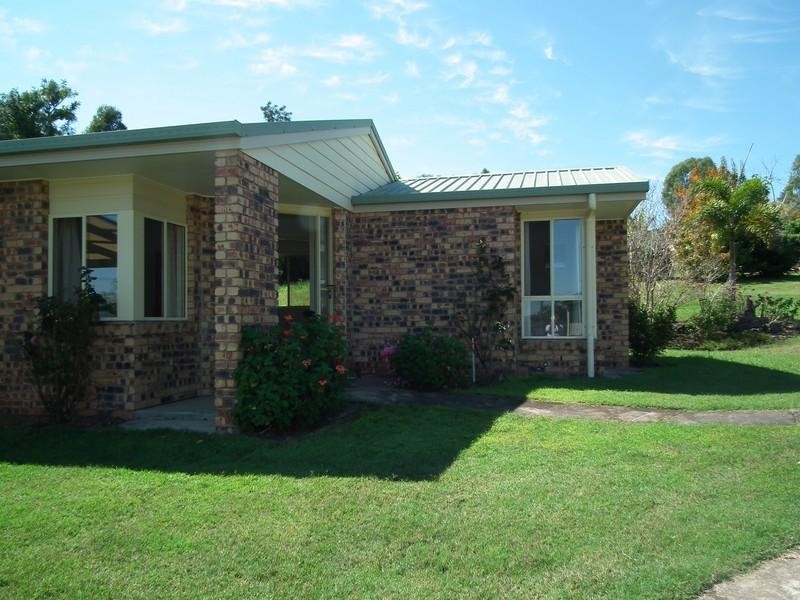 15 Dale Street, Tiaro QLD 4650