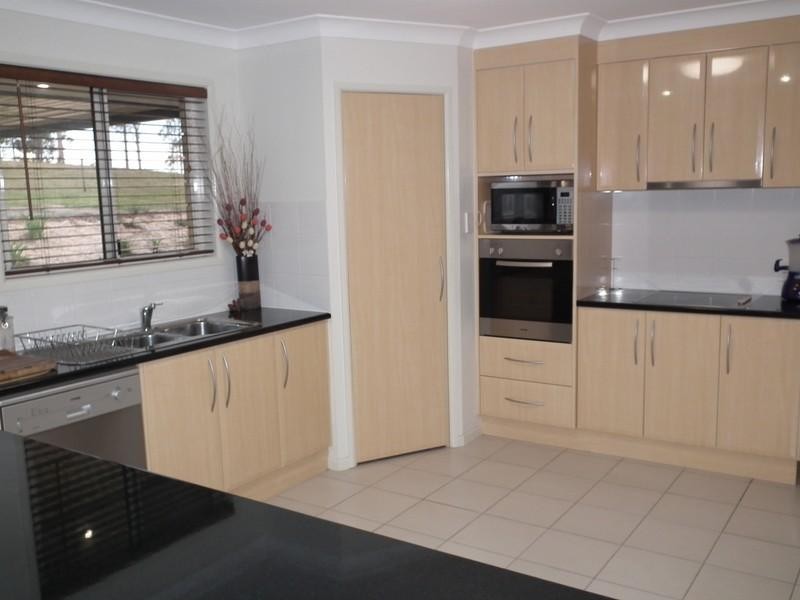 26 Kernvoske Court, Maryborough QLD 4650