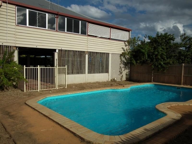 7 Edith Street, Howard QLD 4659