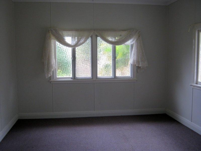 8 Buckler Street, Maryborough QLD 4650