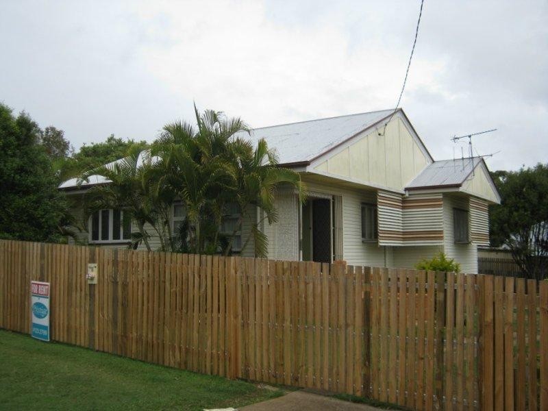 8 Buckler Street, Maryborough QLD 4650