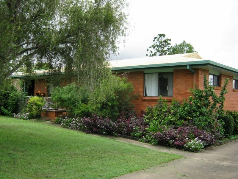 18 Tapscott Street, Tinana QLD 4650