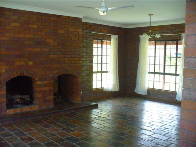 28 Oxford Street, Maryborough QLD 4650