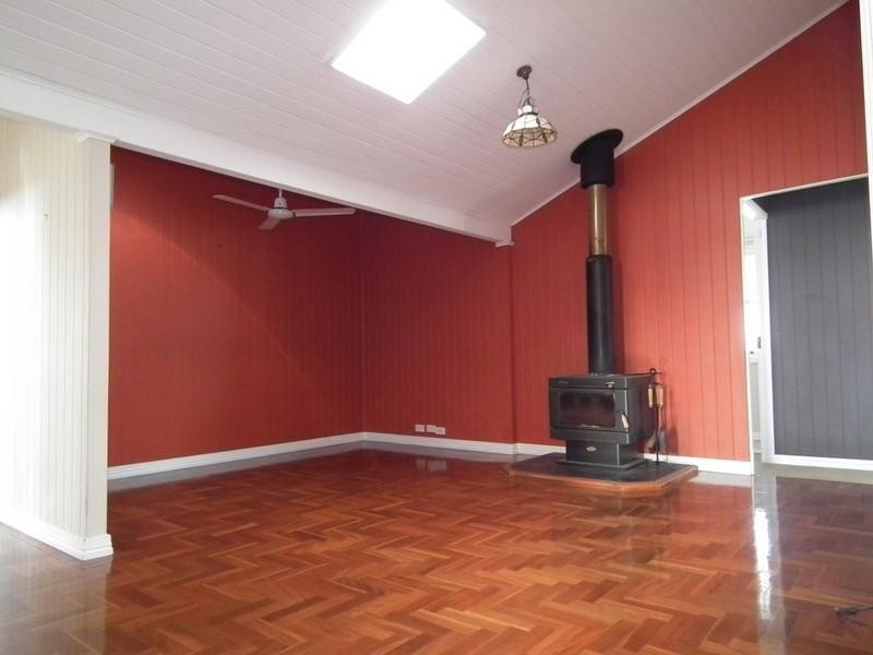 9 Woodstock Street, Maryborough QLD 4650