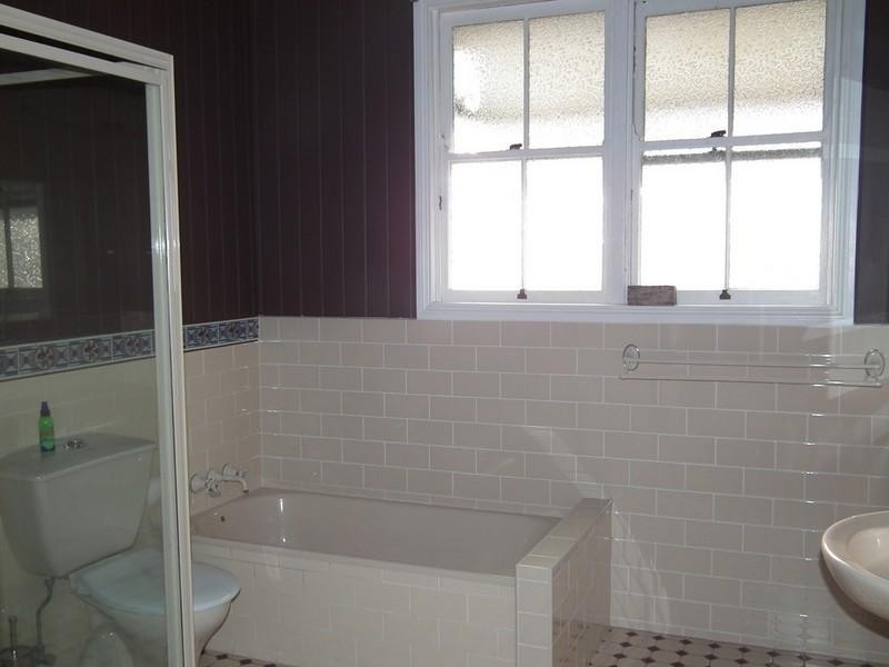 9 Woodstock Street, Maryborough QLD 4650