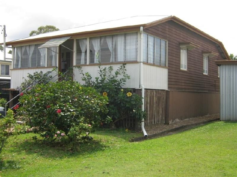 67 Campbell Street, Maryborough QLD 4650