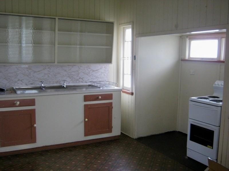 67 Campbell Street, Maryborough QLD 4650