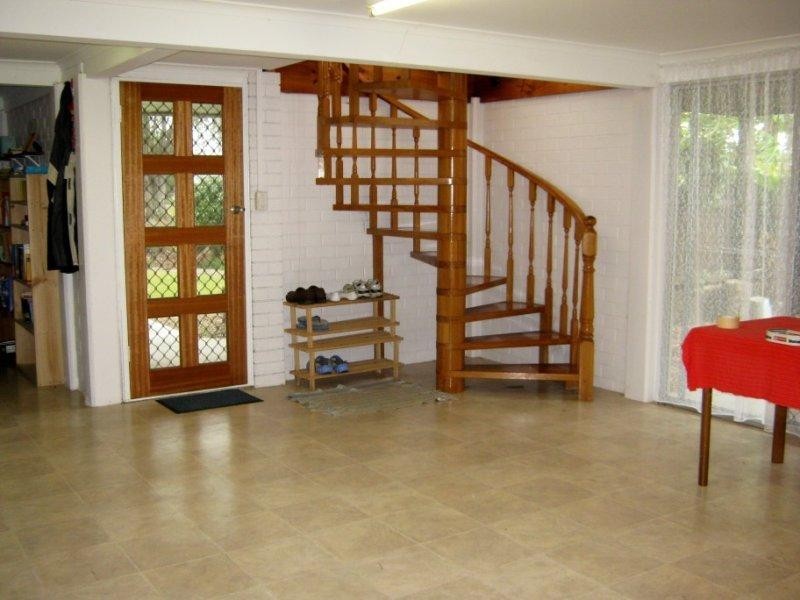 24 Aberdeen Avenue, Maryborough QLD 4650