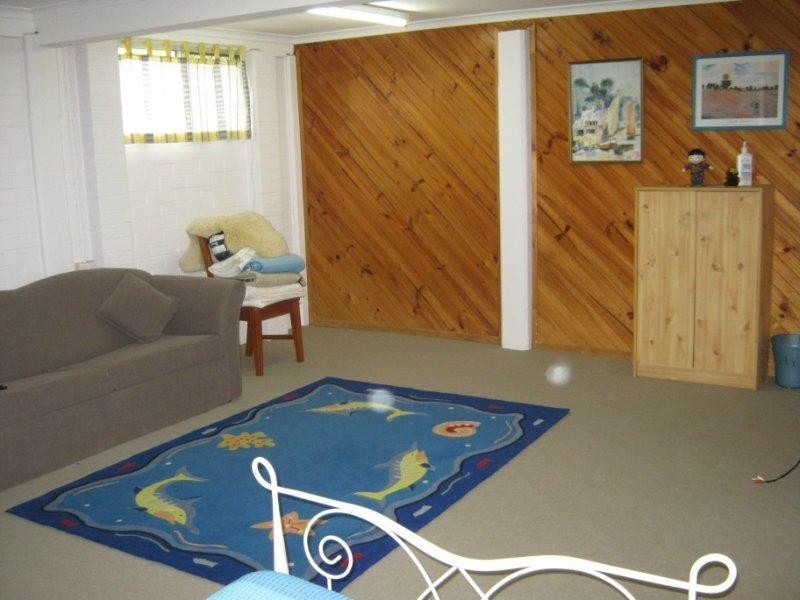 24 Aberdeen Avenue, Maryborough QLD 4650