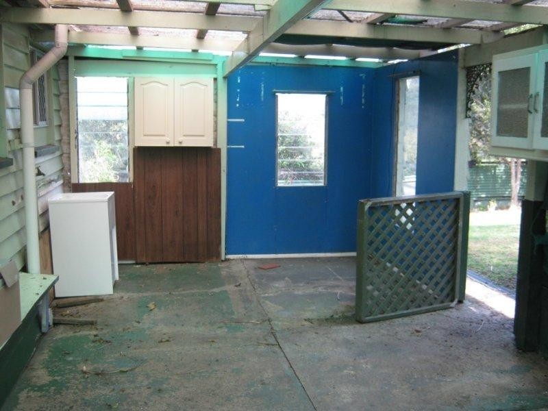 2 Crimmens Street, Maryborough QLD 4650