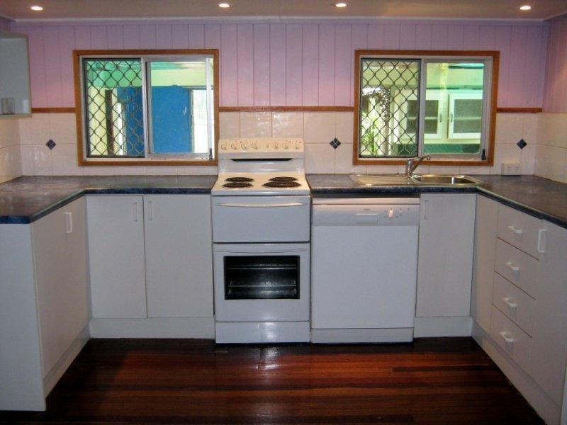 2 Crimmens Street, Maryborough QLD 4650