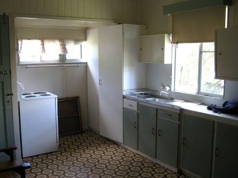 121 Arnaud Street, Granville QLD 4650