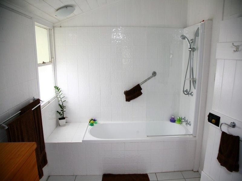 102 North Street, Maryborough QLD 4650