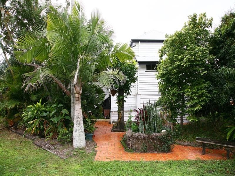 102 North Street, Maryborough QLD 4650