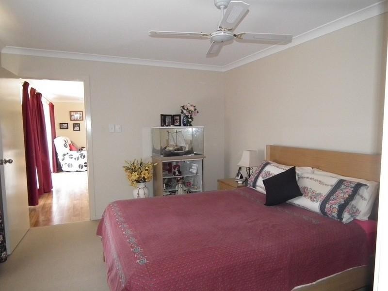 65 Lenthall Street, Aldershot QLD 4650