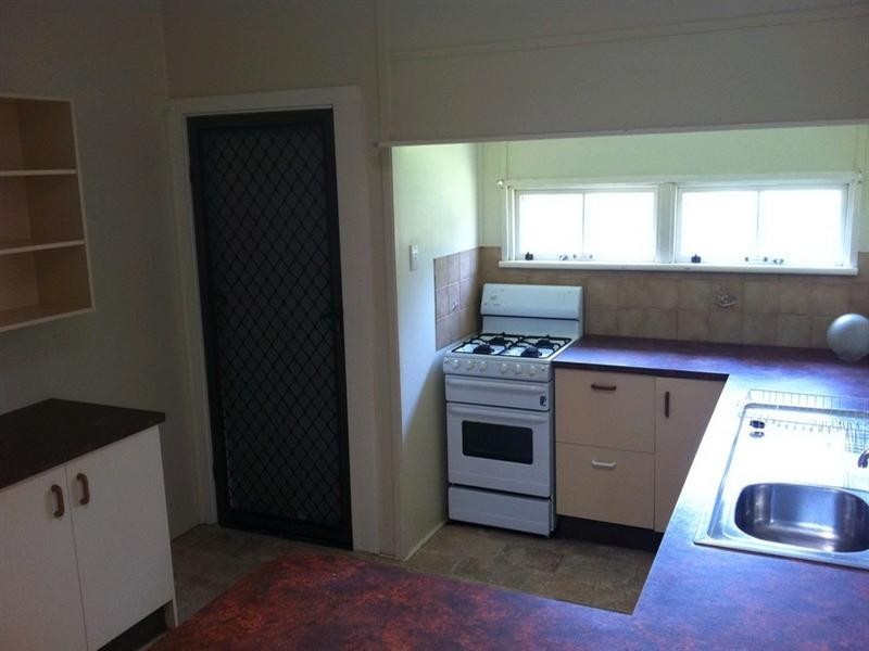 73 Steindl Street, Granville QLD 4650