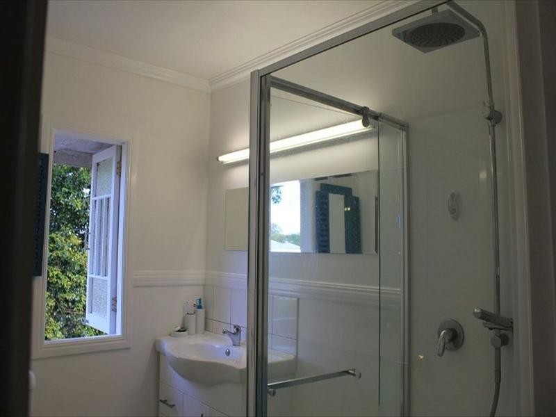 19 Pearson Street, Granville QLD 4650