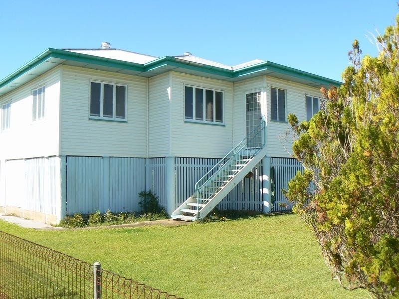 33 Stafford Street, Maryborough QLD 4650