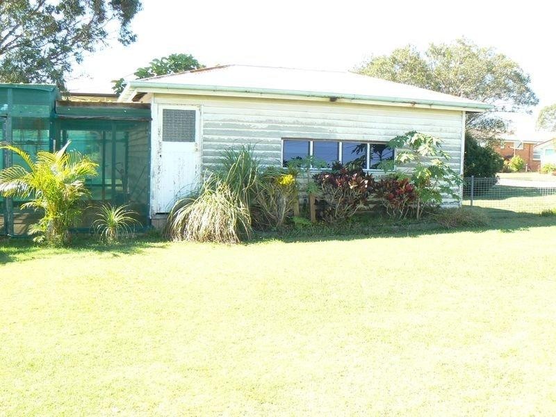 33 Stafford Street, Maryborough QLD 4650