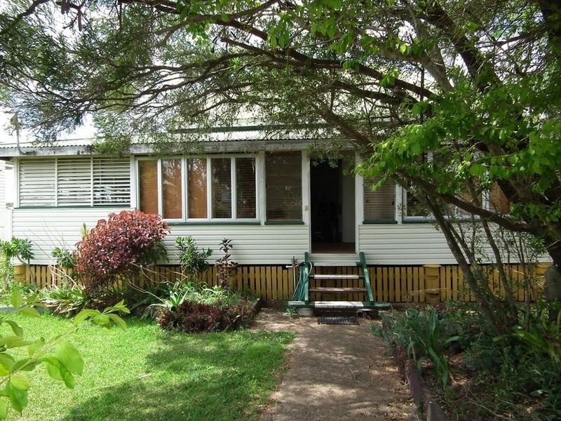 9 Amity Street, Maryborough QLD 4650