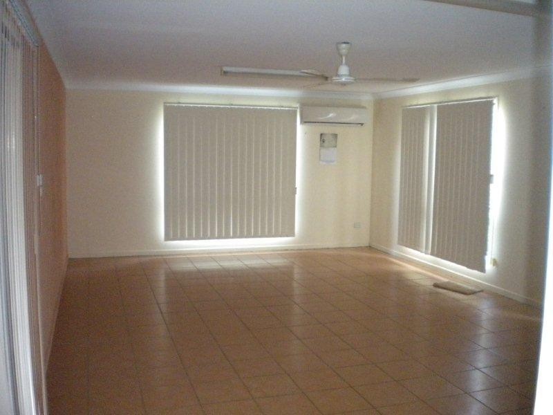 4 Jocelyn Parade, Granville QLD 4650