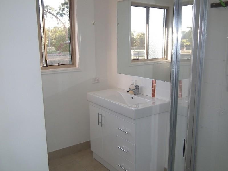 2/27 Serenity Drive, Tinana QLD 4650